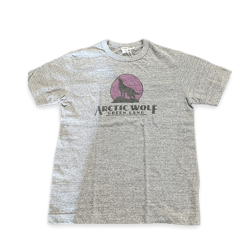 BARNS OUTFITTERS TSURI-AMI プリントTシャツ - ALBUM RICE