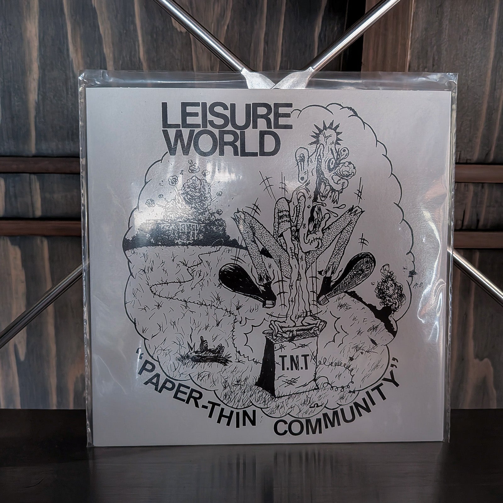 Leisure World – Paper-Thin Community 7" レコード - ALBUM RICEレコード