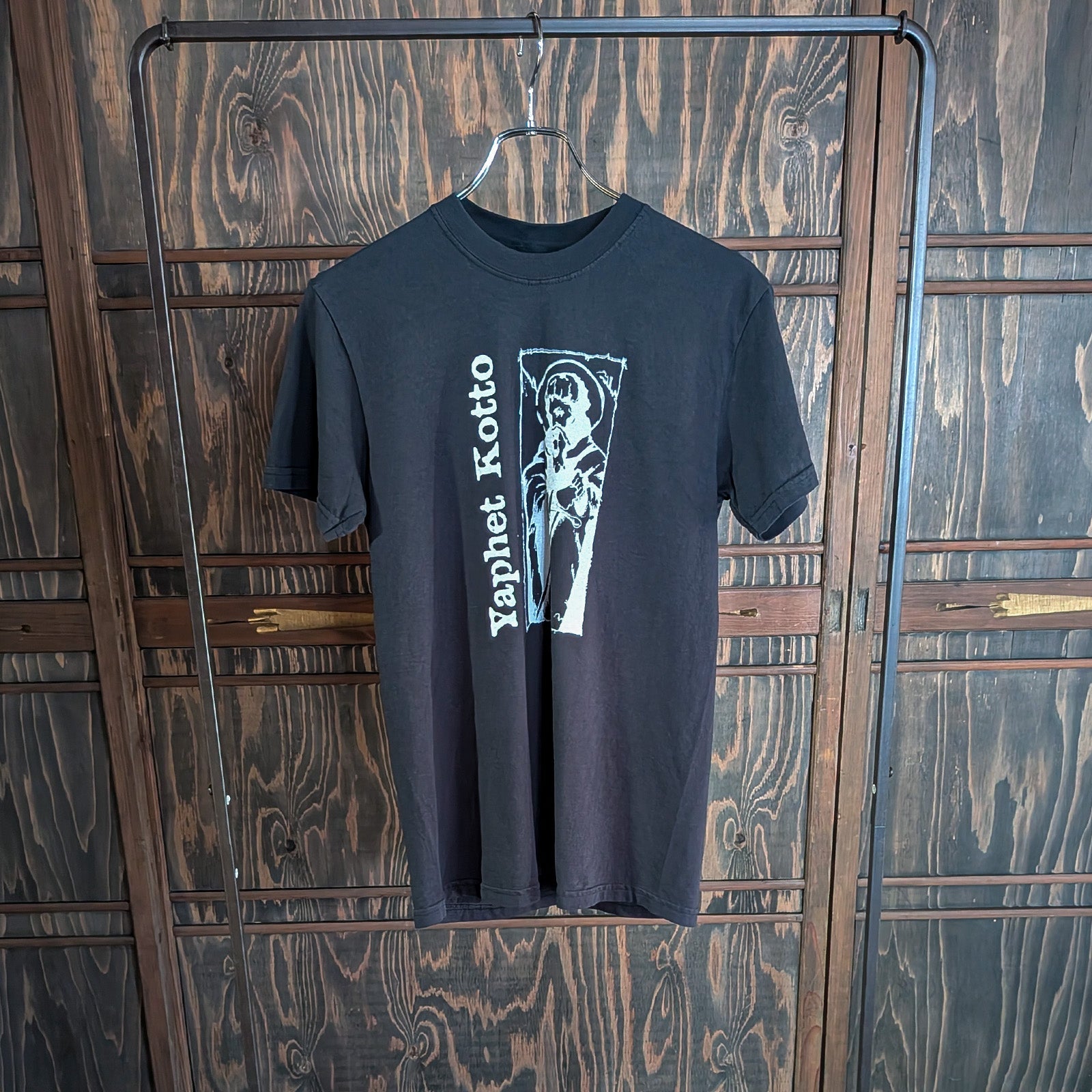 Yaphet Kotto - One Sided Comfort Colors T-Shirt T-SHIRTS - ALBUM RICET-SHIRTS